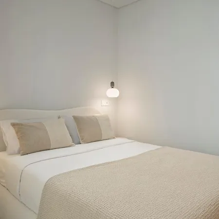 In Centre - Al'gria Ii