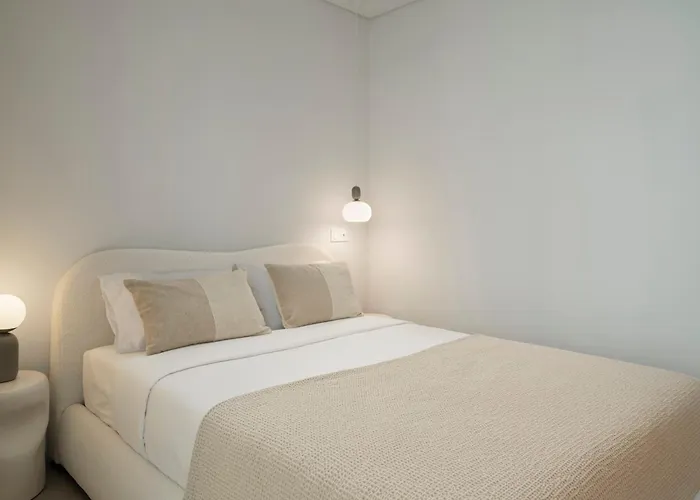 In Centre - Al'gria Ii